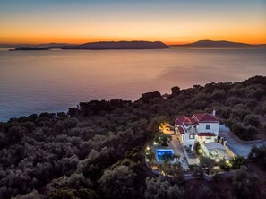 Exterior - Villa Glikeria, W/pool, Lovely Sea Views And Close To Everything (Glossa)