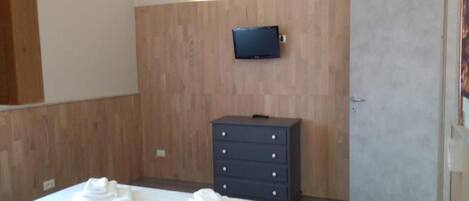 2 Schlafzimmer, Schreibtisch, kostenloses WLAN