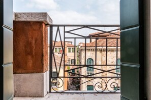 Balcony view - Carmini Canal View and Balcony with Lift (Venice)