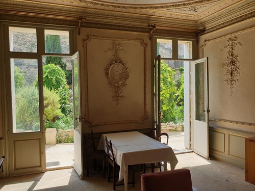 Belle Demeure à 10 min de la mer (30 mn de Nîmes & Montpellier)