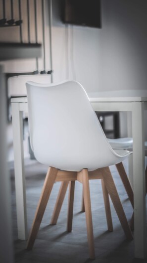 Dining - NEW: 2 semi-detached mini air-conditioned villas with heated swimming pool to share  (Porto-Vecchio)