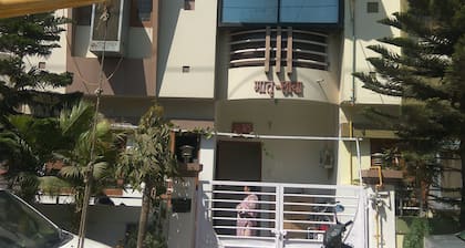 1 habitación privada para una persona cerca de la Plaza Bangali - Comida casera disponible