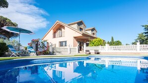 Pool - HomeHolidaysRentals Corts - Costa Barcelona (Tordera)