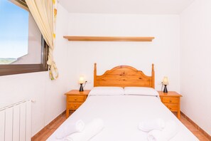 6 Schlafzimmer, Bügeleisen/Bügelbrett, kostenloses WLAN, Bettwäsche