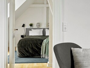 2 chambres, fer et planche à repasser, lit parapluie, Wi-Fi