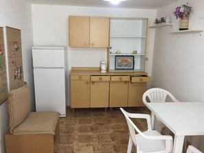 Interior - Sea front s. Maria al Bagno (Santa Maria al Bagno)