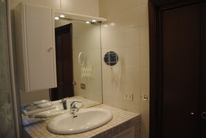 Hair dryer, towels