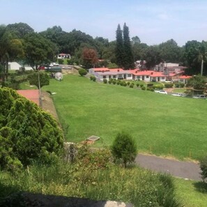 숙박 시설 구내