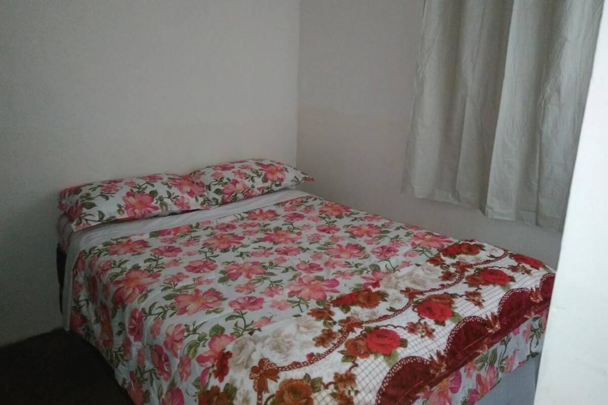 Habitación doble, 1 cama doble | Wifi gratis y ropa de cama