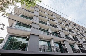 Exterior - Nidhra Residence (Lam Luk Ka)
