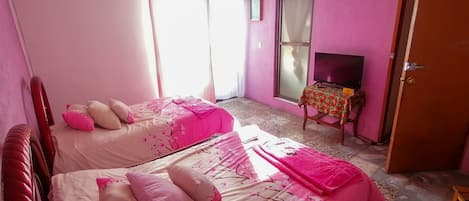 2 quartos, Wi-Fi de cortesia, roupa de cama