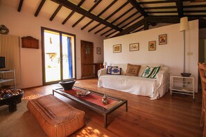 Living area - House Casale Vezzoli with Pool (Roccatederighi)