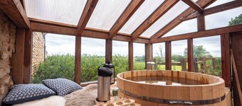 Large Group Luxury Manor House: Sleeps 16-52: Party Yurt, Private Spa, Catering 