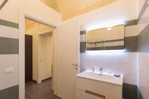 Shower, bidet