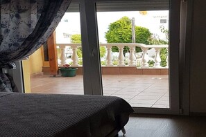 3 bedrooms