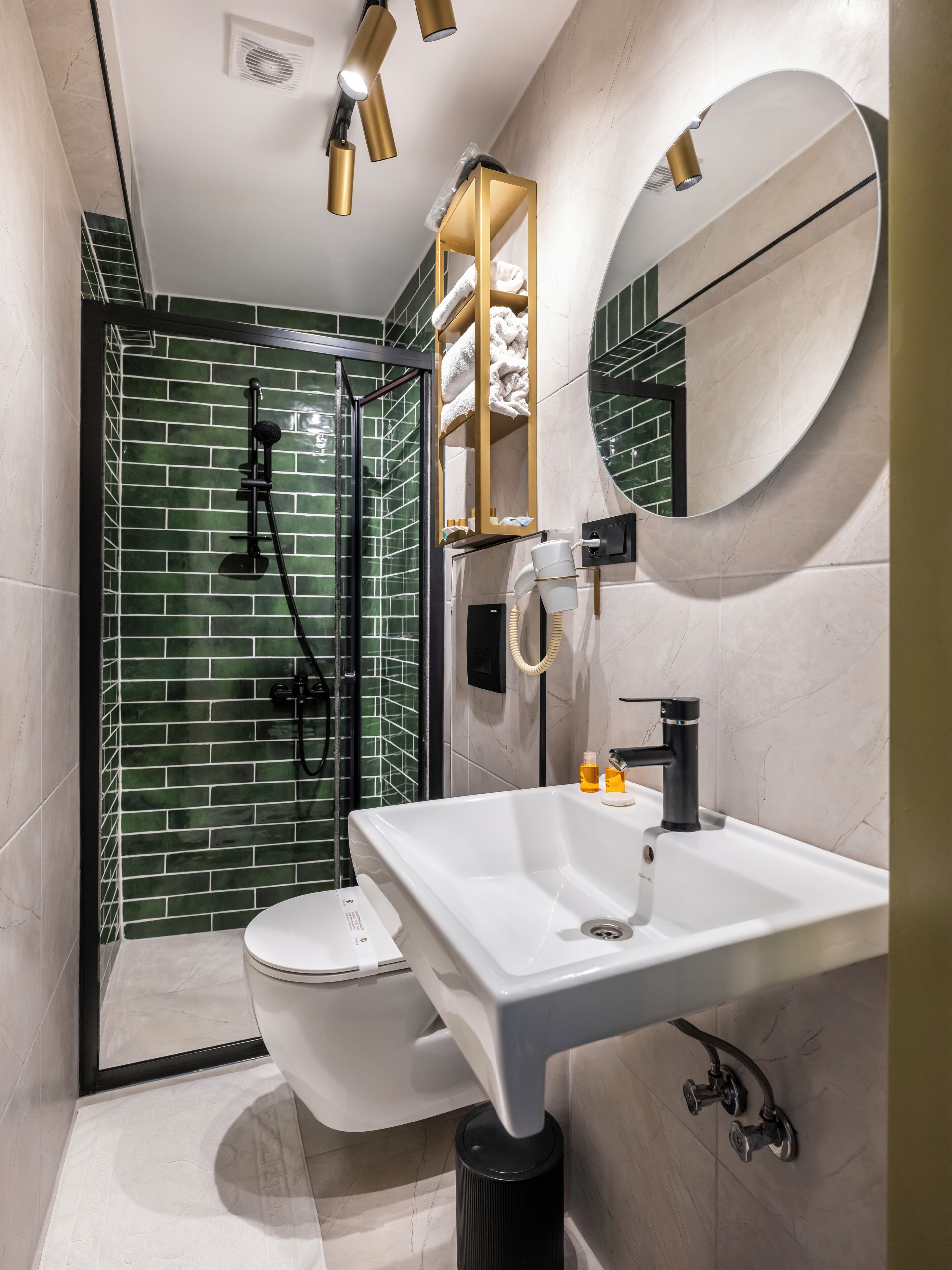 Triple Room | Bathroom