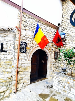 Front of property - Guva Mangalem (Berat)