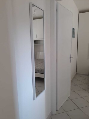 3 camere