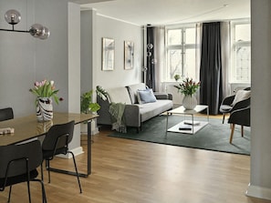 Smart TV, offices