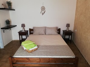2 bedrooms