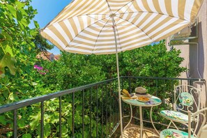 Nicht klassifiziertes Bild, 2 von 21, Schaltfläche