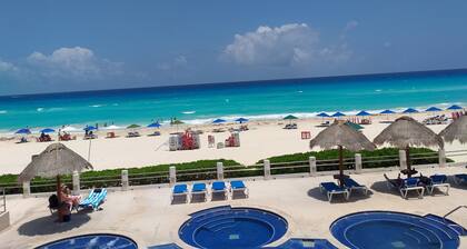 SCHÖNE VILLA AM BESTEN STRAND VON CANCUN