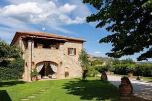 Exterior - Agriturismo Fattoria del Nonno Berto - Entire Structure (Cortona)