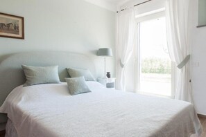 1 camera, ferro/asse da stiro, Wi-Fi, lenzuola