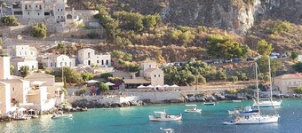 Anaroussa apartment in Mani near all attractions