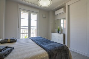 1 slaapkamer, een strijkplank/strijkijzer, gratis wifi, beddengoed