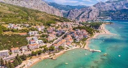 Villa Antares with 4 en-suite bedrooms, Heated Pool with massage, Sauna, Gym...