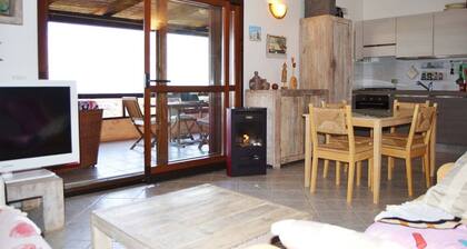 ENTIRE BEAUTIFUL SEA VIEW HOUSE IN EMERALD COAST IN THE HEART OF SARDINIA