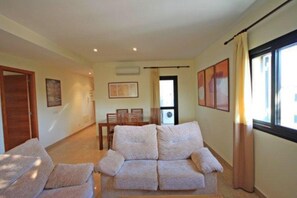 TV - Tramuntana & Beach. For 2 persons (Pollensa)