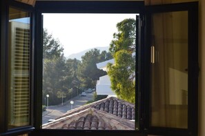 Interior - Tramuntana & Beach. For 2 persons (Pollensa)