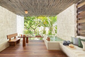 Suite Ground Floor Jungle view | Vue sur le jardin
