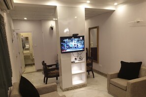 Interior - One bedroom luxurious apartment close to airport (Pocket 3)