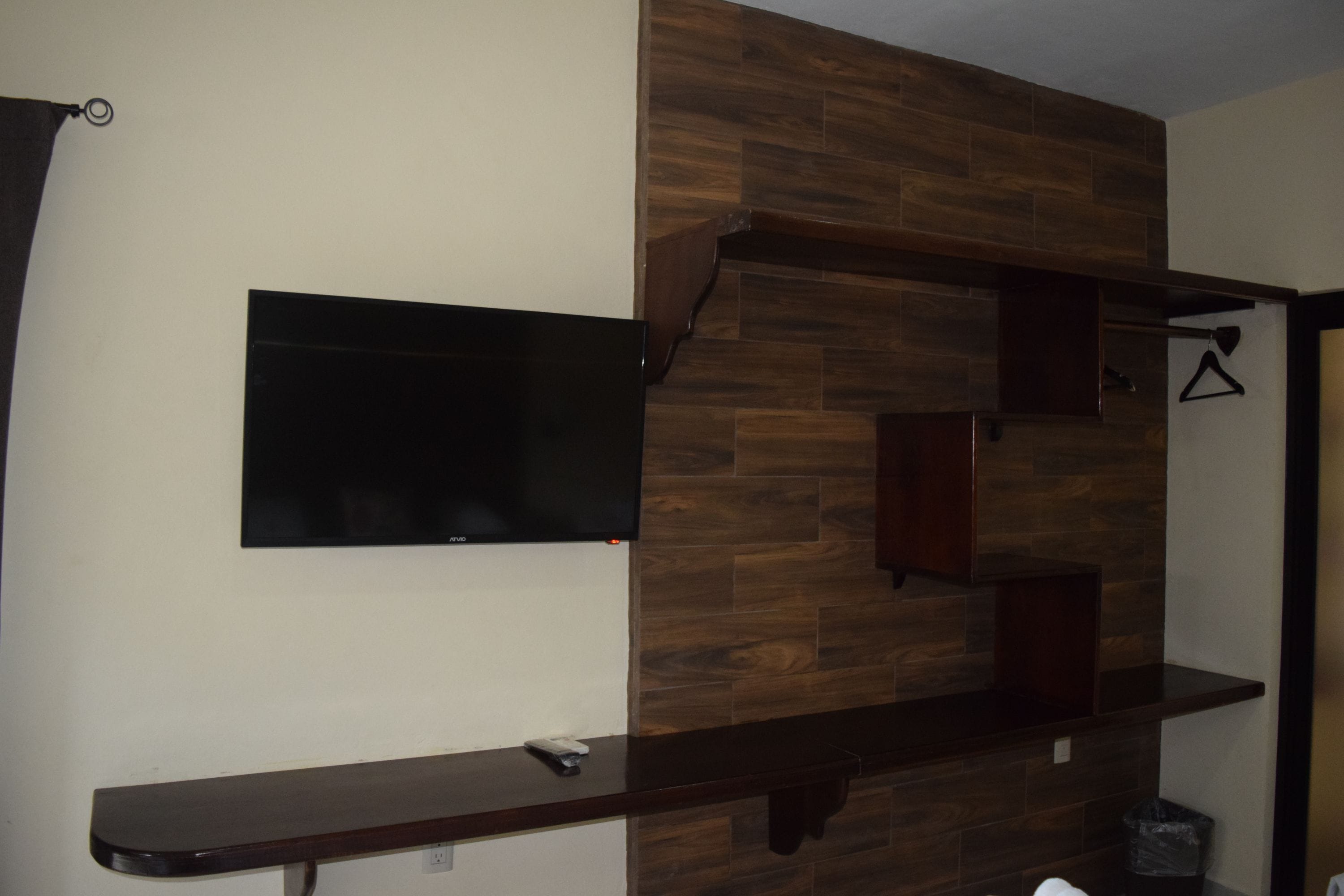 habitacion familiar (4 personas) | television