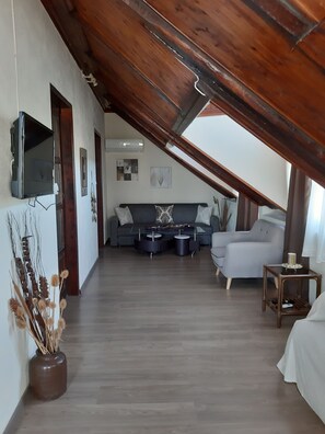 Interior - Kiki's Villa summer resort (Volos)