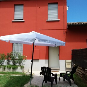 Property grounds - Country House 2 <br> (Villafranca-San Martino)