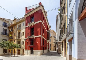 Exterior - ApartUP Central Market I (Valencia)