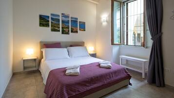 3 chambres, bureau, lit parapluie, Wi-Fi