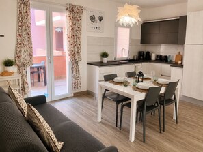 Interior - New Construction,  beautiful 2 bed apartment facing the sea, Wi-fi ,Aircon (La Ciaccia)