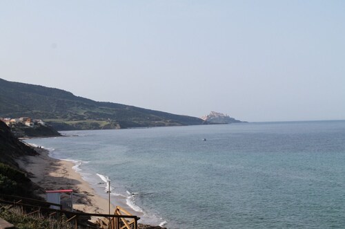 New Construction,  beautiful 2 bed apartment facing the sea, Wi-fi ,Aircon