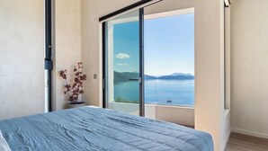 3 bedrooms, iron/ironing board, travel cot, WiFi - VILLA ODISSOS  - Private Paradise with 2 infinity pools & Sea access (Sivota)