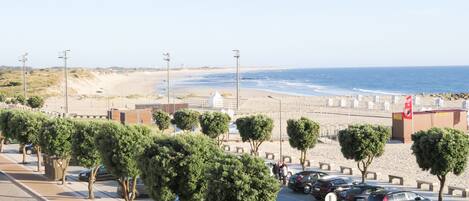 Na praia