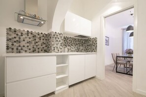 Fridge, microwave, oven, stovetop - Palace Downtown Florence (Firenze)
