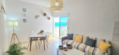 Apartment on the seashore