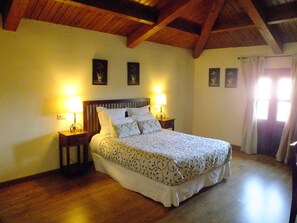 17 Schlafzimmer, Zimmersafe, Bügeleisen/Bügelbrett, kostenloses WLAN