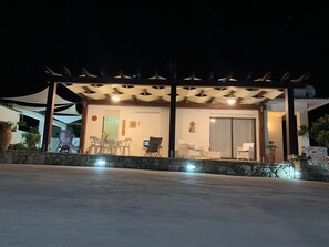Outdoor dining - AN OASIS OF RELAXATION IN THE TIRRENO WITH WI-FI (Alcamo marina)