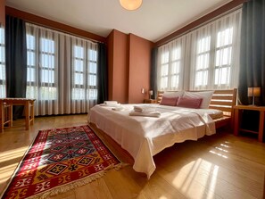 Premium bedding, soundproofing, free WiFi, bed sheets - La Kalinda Bozcaada (Bozcaada)